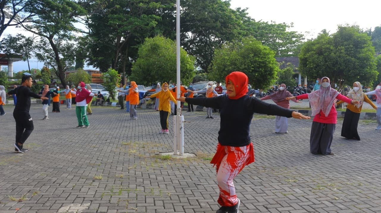 SENAM BUGAR CHRSJMS SETELAH PPKM LEVEL 4